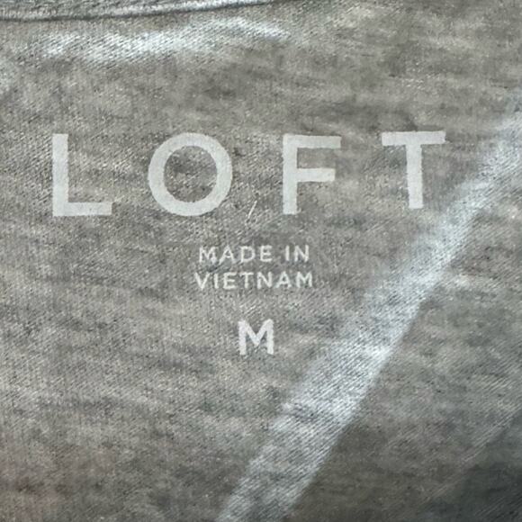 LOFT Gray Sleeveless Top Lace Flutter Sleeve Womens Medium Summer Minimalist - Picture 2 of 6